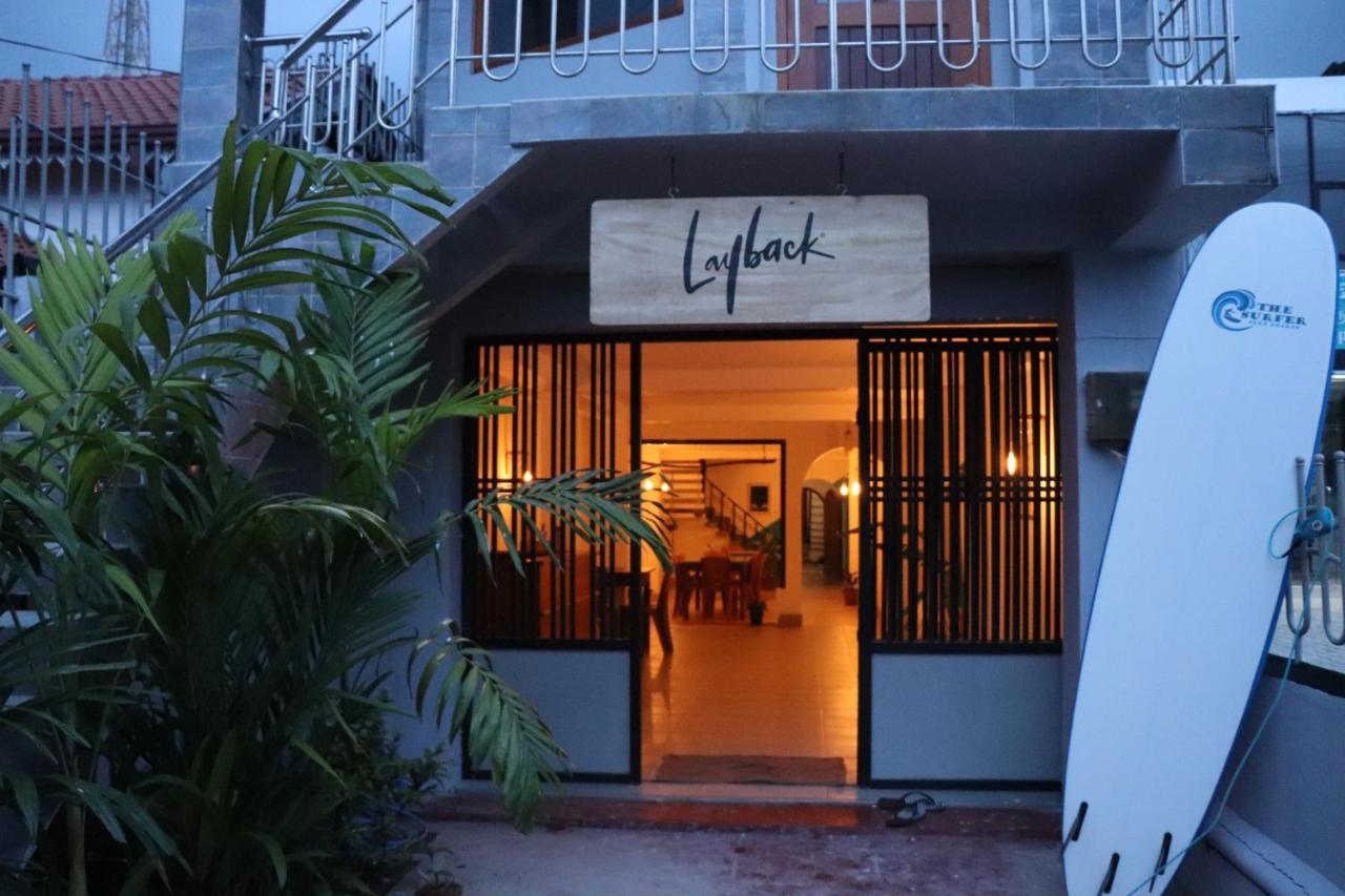Layback Boutique Surf & Yoga Camp Sri Lanka Albergue Weligama Exterior foto