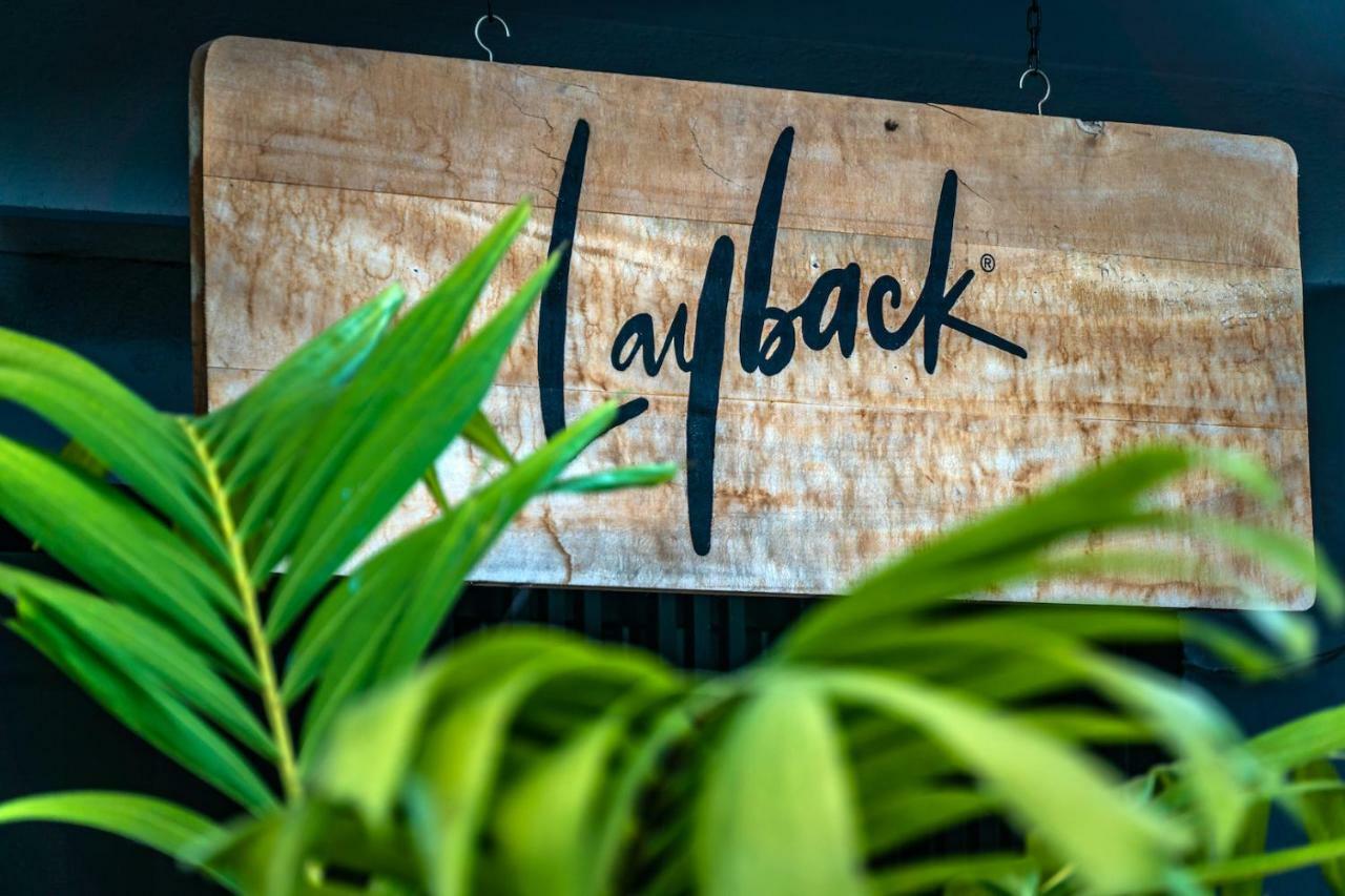 Layback Boutique Surf & Yoga Camp Sri Lanka Albergue Weligama Exterior foto